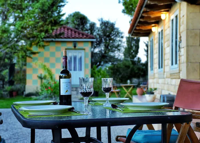 Apartment Pear Tree *